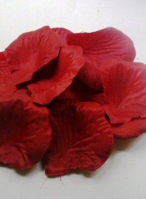 Лепестки роз, ткань  5,5 х 4,5 см, 144 шт бородовый