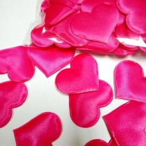 Сердечки атласные  2,5 см упаковка 50 шт розовые