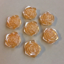 Розы большие 18 мм упаковка 10 шт персиковые