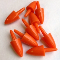 Нос Морковка  18 мм 20 шт